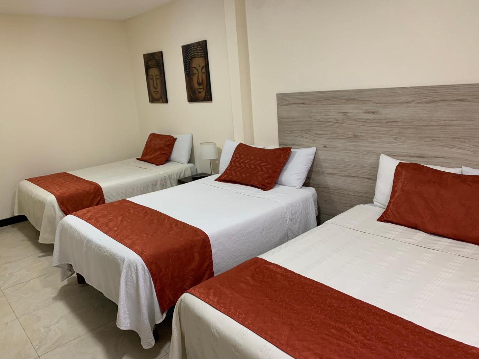 Hotel Las Mercedes Airport-Quito Tababela Dış mekan fotoğraf