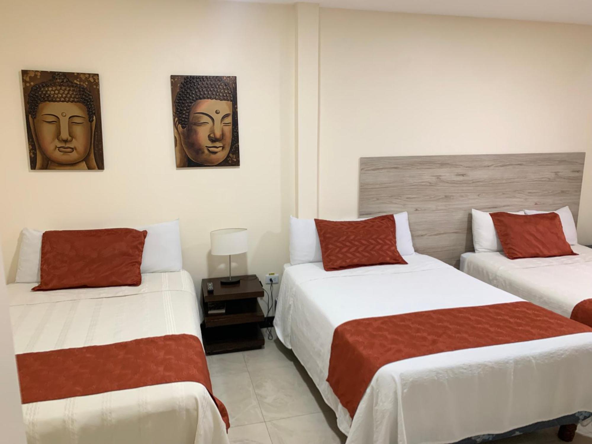 Hotel Las Mercedes Airport-Quito Tababela Dış mekan fotoğraf