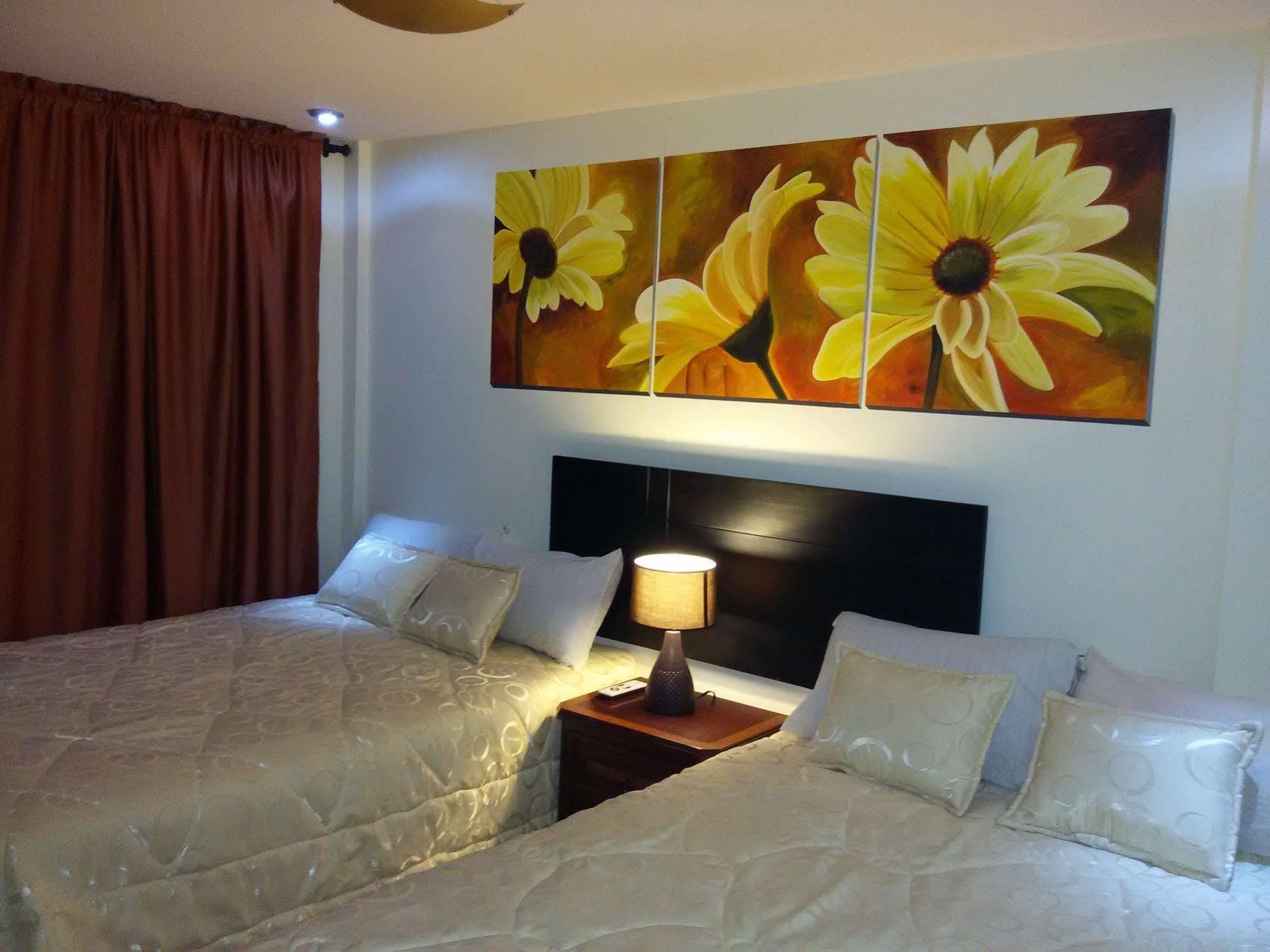 Hotel Las Mercedes Airport-Quito Tababela Dış mekan fotoğraf