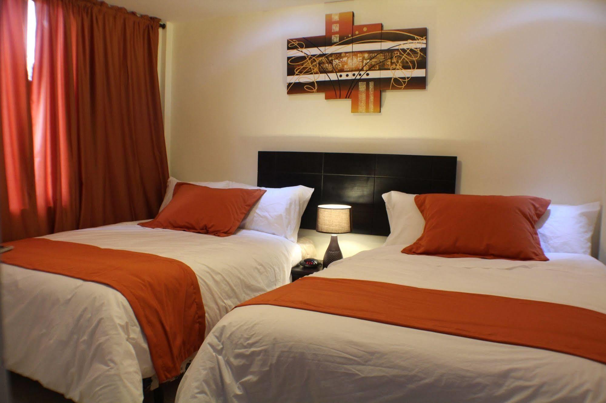Hotel Las Mercedes Airport-Quito Tababela Dış mekan fotoğraf